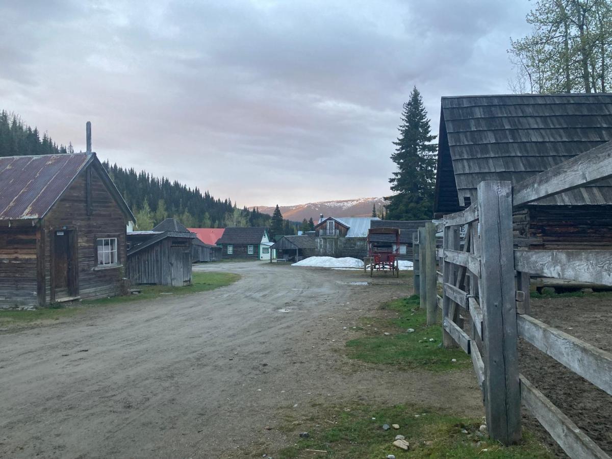 St. George Hotel Barkerville Esterno foto