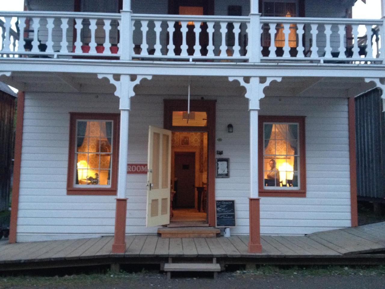 St. George Hotel Barkerville Esterno foto